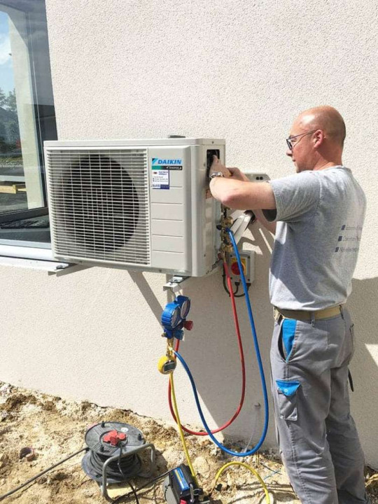 Quote Split Wall Installation and Built-in Air Conditioner - Reception - ARTIAF  LLC