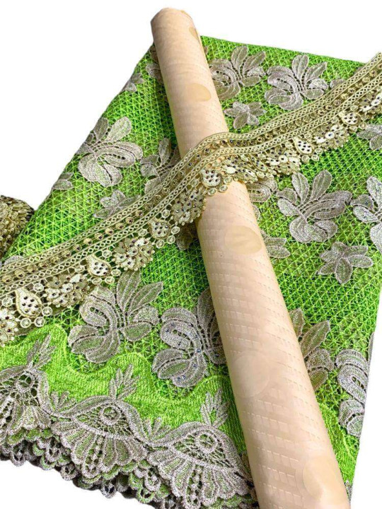Bazin Riche - 100% Coton - Bazin, Dentelle et Garniture - Longueur de l'ensemble 6 mètres - Bazin - ARTIAF  LLC