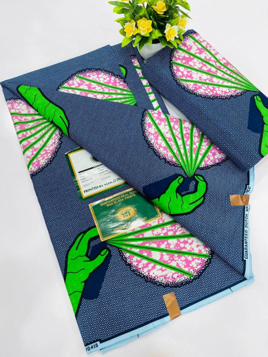 Vlisco Hollandais Fabric - Vlisco - 100% Cotton Wax Hollandais Resistant - 6 Yards - Vlisco - ARTIAF  LLC